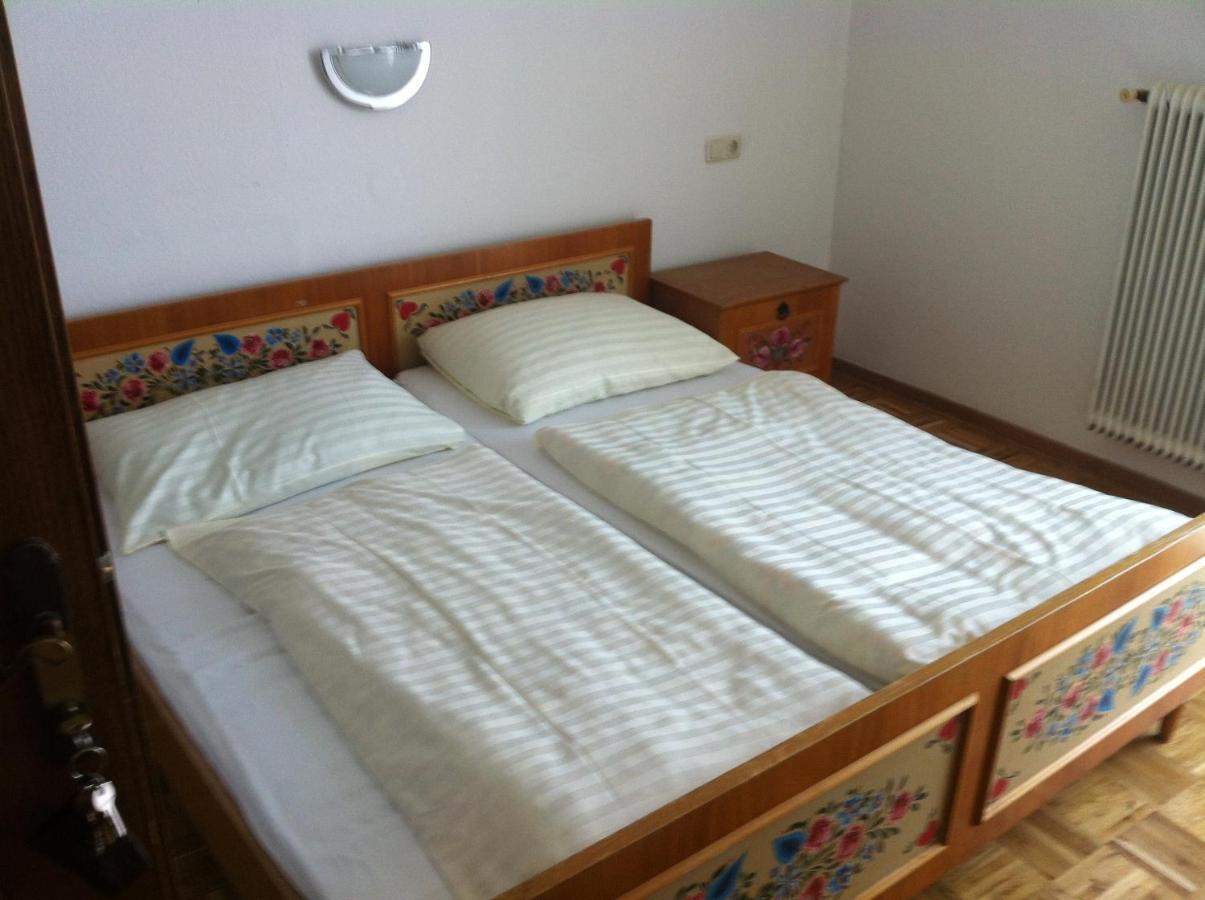Gasthof Pension Steinberger Занкт-Ґеорґен-ім-Аттерґау Номер фото